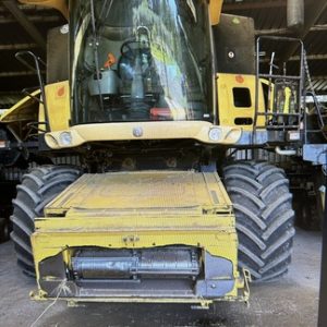 CR 980 New Holland 2005