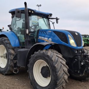 T7. 245 New Holland 2017