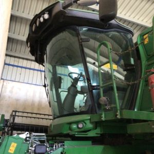 W650 HM John Deere 2019