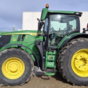 6215R John Deere 2024