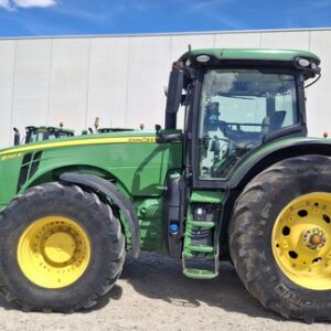 8245R John Deere 2020
